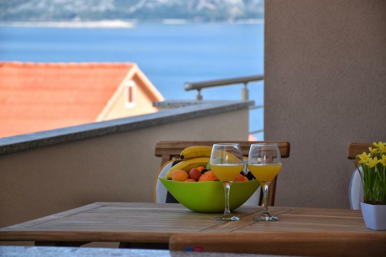 Apartments Mino Ražanac Eksteriør bilde